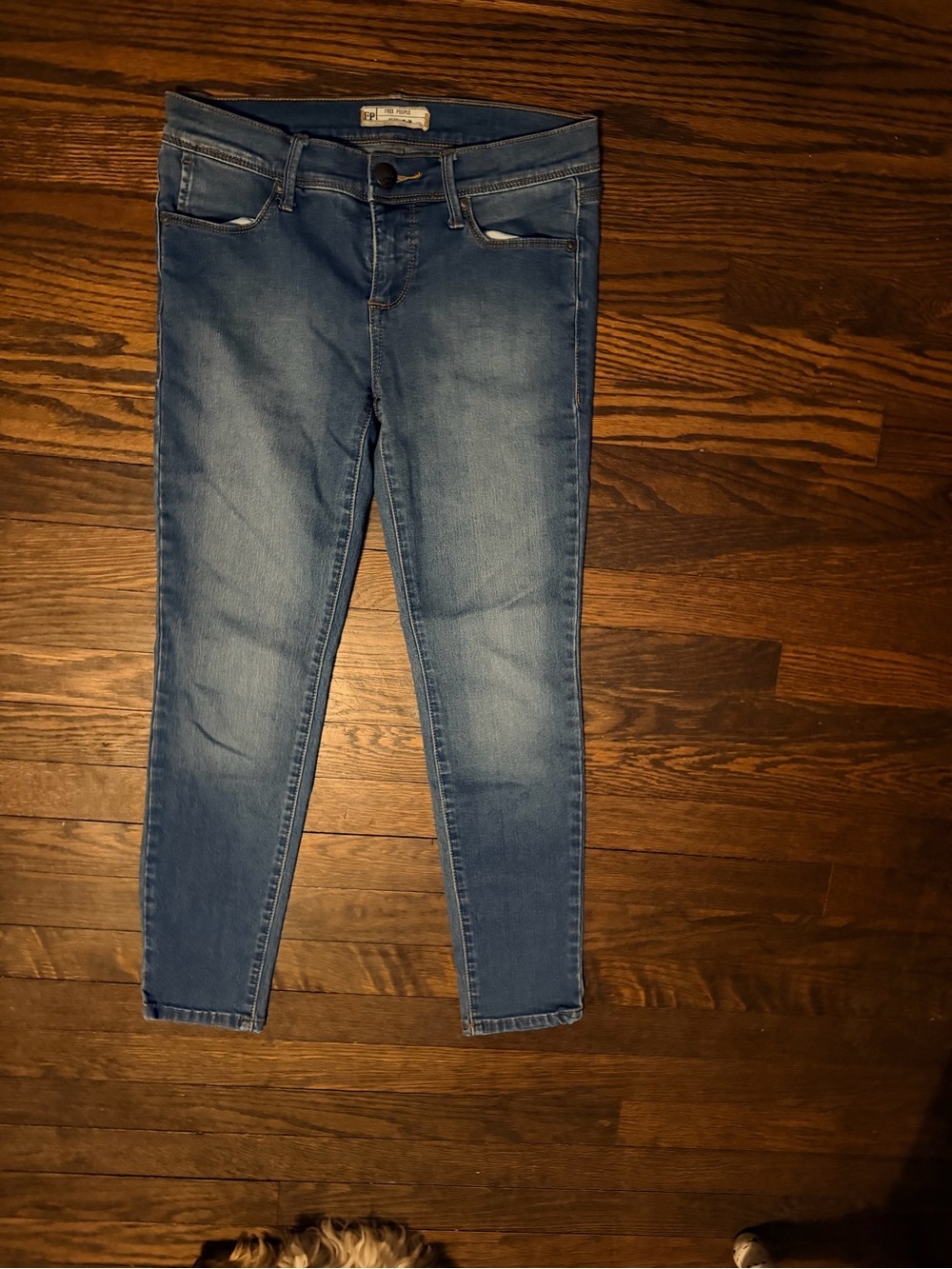 NWOT Free People Women’s Blue Skinny Jeans Size 26 Stretch Denim Mid Rise ankle